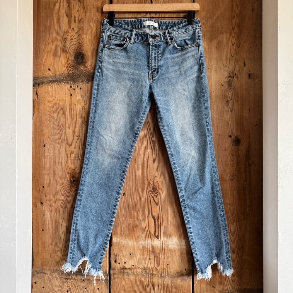 Sz 27 Moussy Vintage Medium Wash Raw Hem Mid Rise Cropped Skinny Jeans GUC